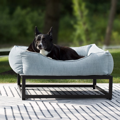 The FÜZI Dog Bed