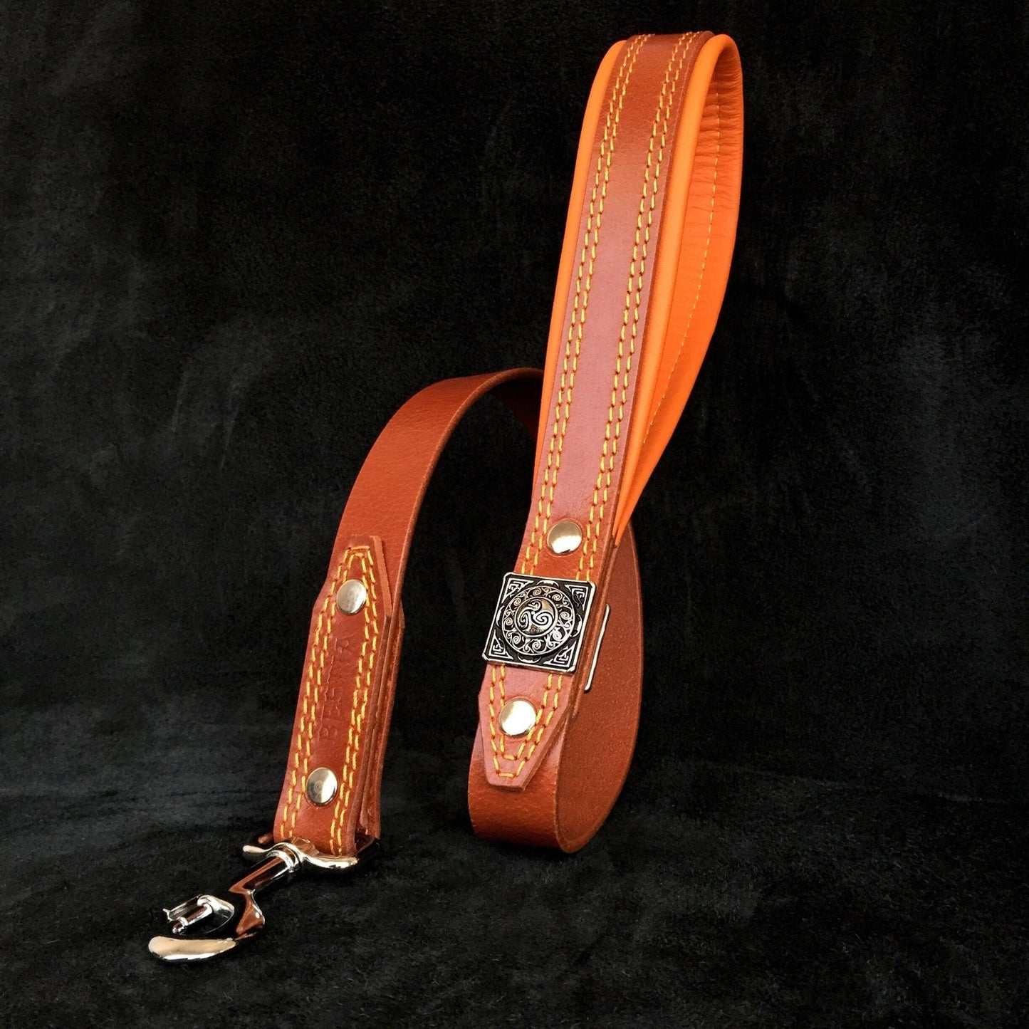 "Eros" leash BROWN by BESTIA