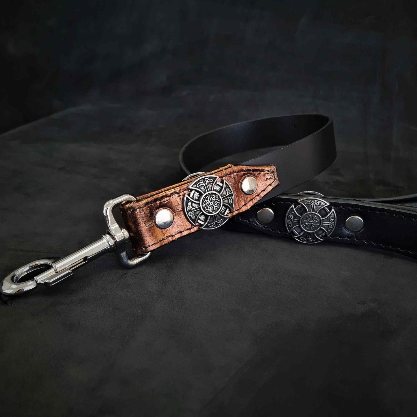 The ''Viking'' Leash by Bestia